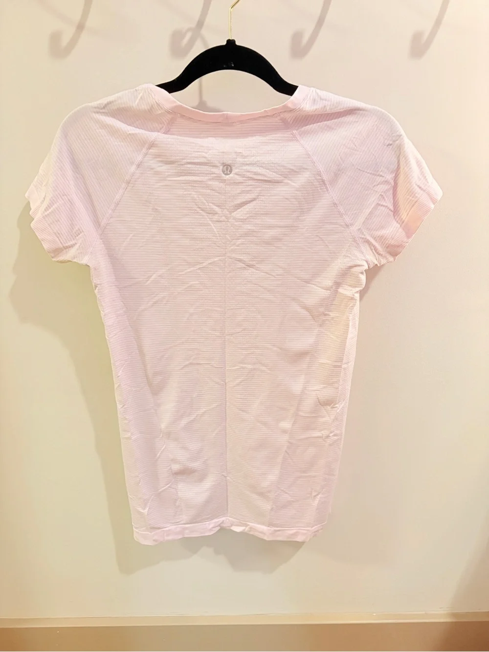 lululemon athletica Pale Pink Short Sleeve Tee